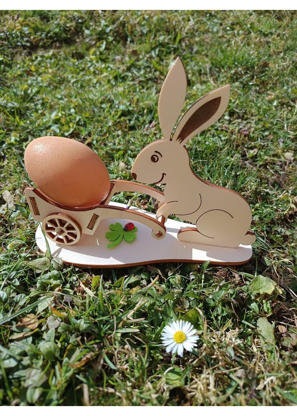 Podstavek za velikonočno jajce - zajček z vozom