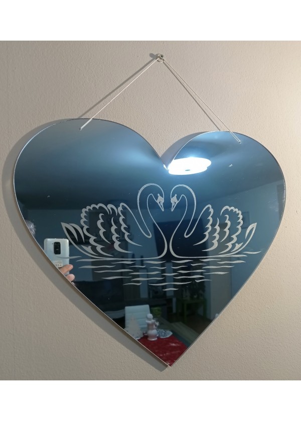 Akrilno ogledalo srce z labodi